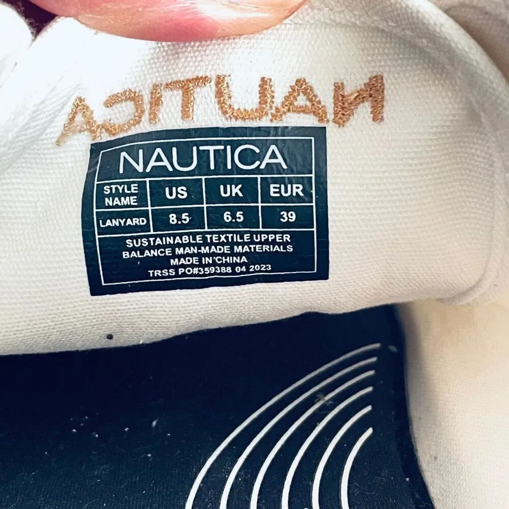 NWT Nautica Lanyard 8.5 White Cushioned Comfy memory foam navtech Sneakers READ